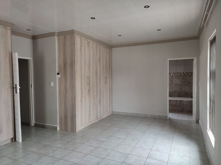 To Let 3 Bedroom Property for Rent in Koster North West